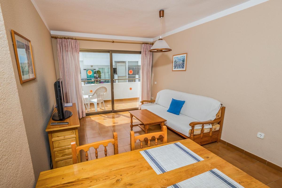 Apartments Niko Santa Eulària des Riu Εξωτερικό φωτογραφία